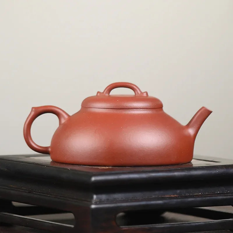 140ml Authentic Chinese Yixing Purple Clay Teapots Household Beauty Kettle Famous Artists Handmade Tea Pot Raw Ore Zisha Tea Set