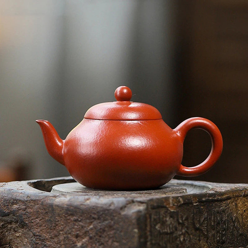 140ml Chinese Yixing Handmade Purple Clay Teapots Famous Artists Tea Pot Raw Ore Zhu Mud Beauty Kettle Zisha Tea Set Teaware