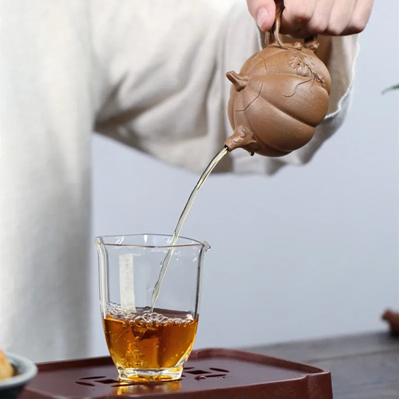 140ml Chinese Yixing High-end Purple Clay Teapots Raw Ore Old Section Mud Kettle Famous Handmade Pumpkin Tea Pot Zisha Tea Set