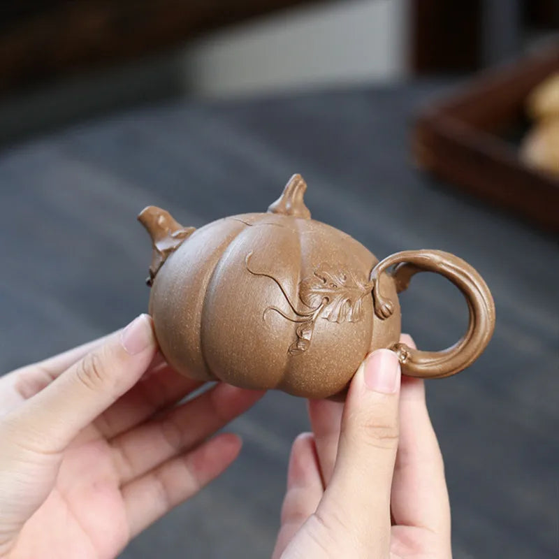 140ml Chinese Yixing High-end Purple Clay Teapots Raw Ore Old Section Mud Kettle Famous Handmade Pumpkin Tea Pot Zisha Tea Set
