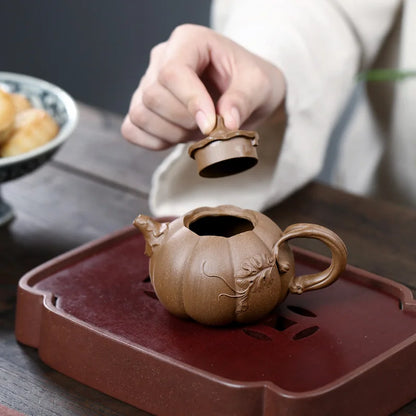 140ml Chinese Yixing High-end Purple Clay Teapots Raw Ore Old Section Mud Kettle Famous Handmade Pumpkin Tea Pot Zisha Tea Set