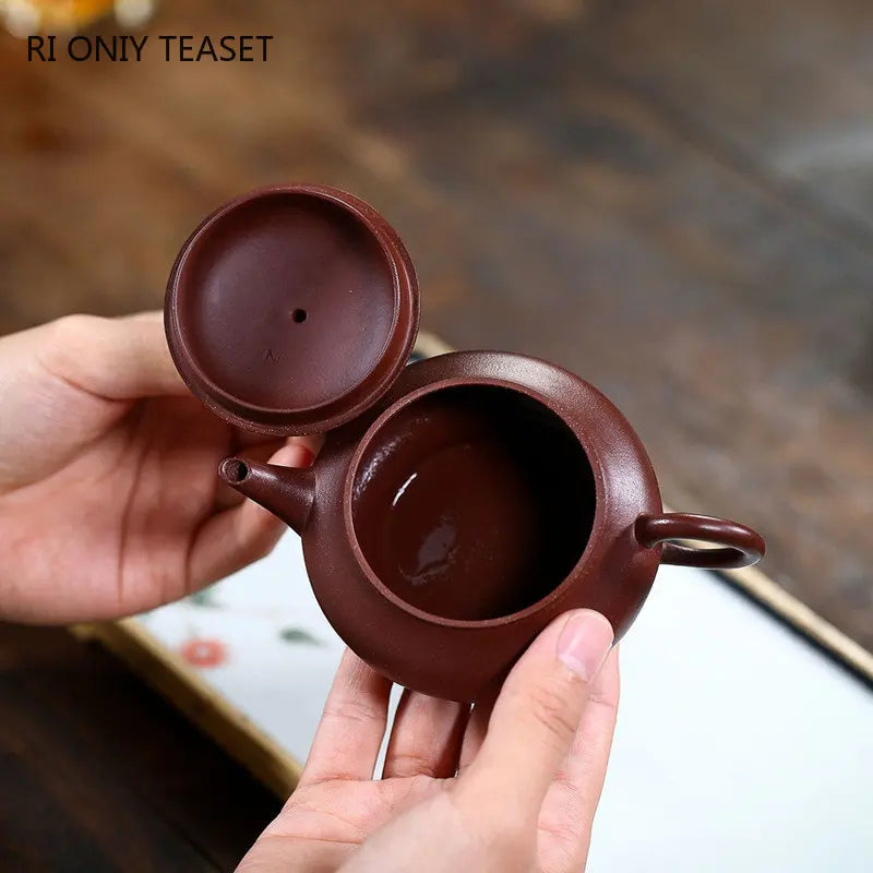 140ml Chinese Yixing Purple Clay Teapot Famous Artists Handmade Tea Pot Raw Ore Purple Mud Beauty Kettle Authentic Zisha Tea Set