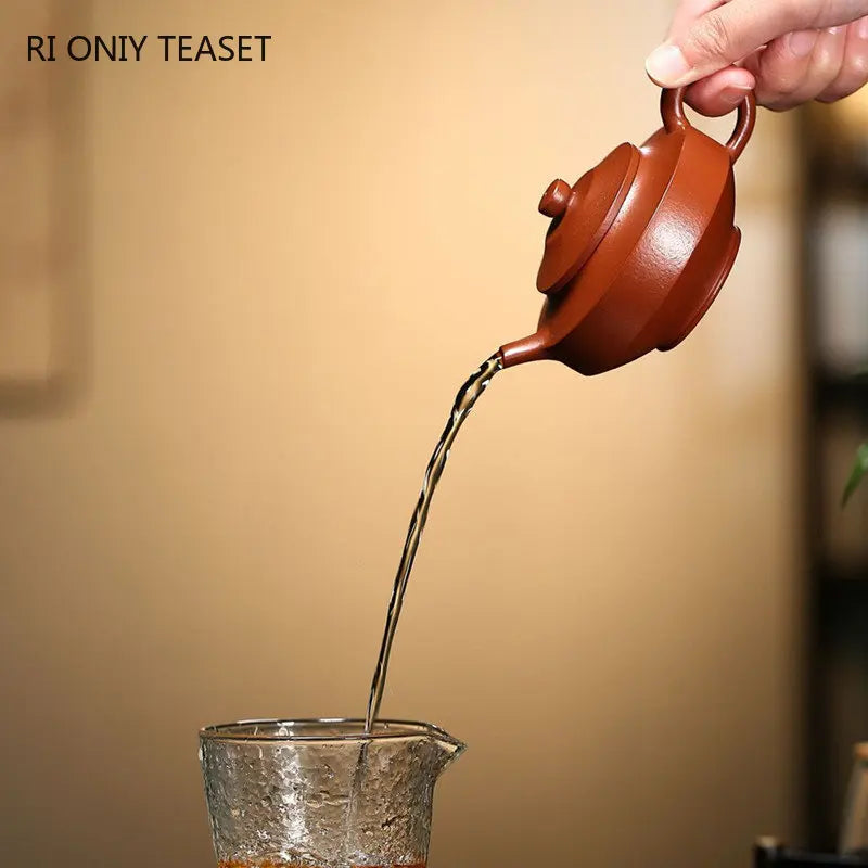 140ml Chinese Yixing Purple Clay Teapots Famous Artists Handmade Tea Pot Raw Ore Zhu Mud Beauty Kettle Authentic Zisha Tea Set