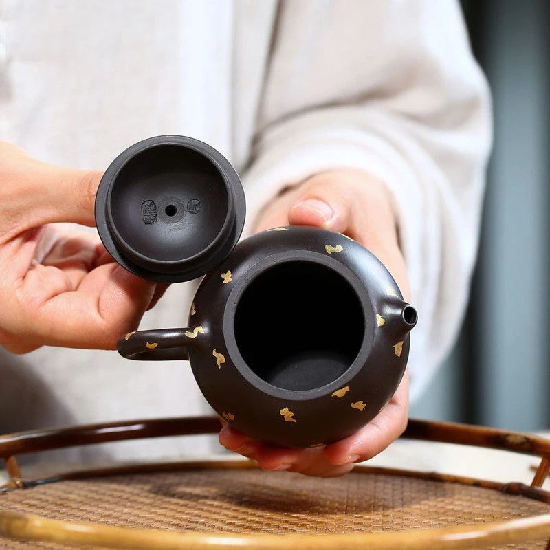 140ml Yixing Purple Clay Teapots Famous Artists Handmade Xishi Tea Pot Raw Ore Black Mud Kettle Chinese Zisha Tea Set Teaware