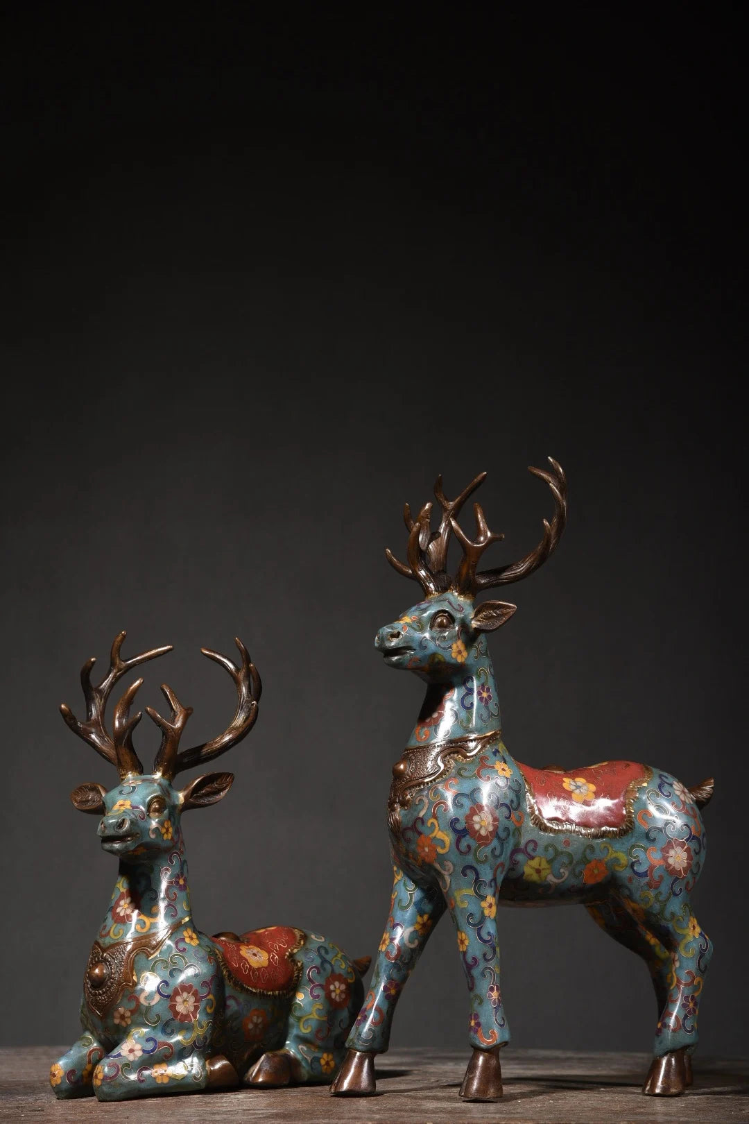 15"Tibetan Temple Collection Old Bronze Cloisonne Spirit Deer Sika Deer Long-lived deer A pair Ornaments Amass wealth Town House