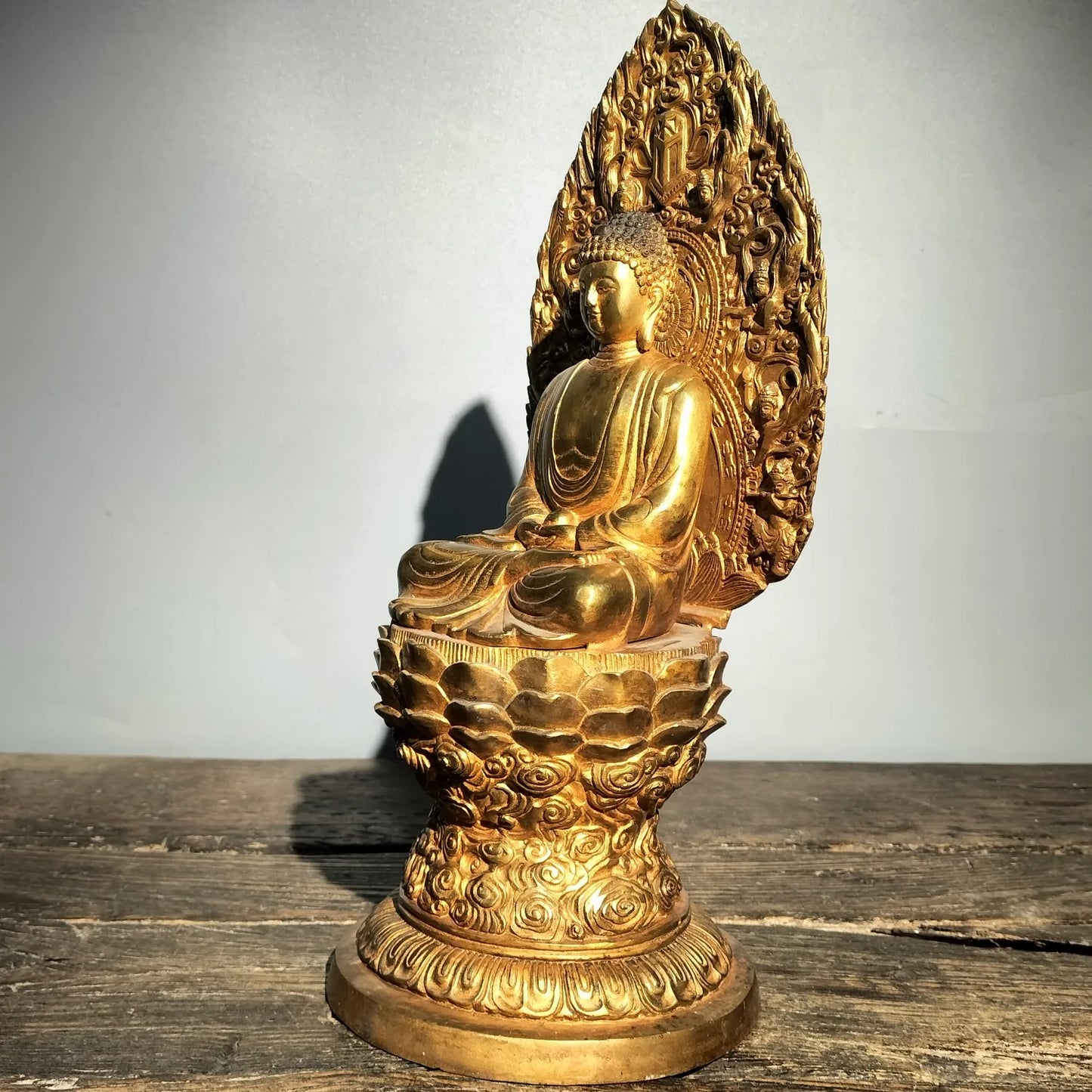 15"Tibetan Temple Collection Old Bronze Gilt Backlight Shakyamuni Buddha Buddha Terrace Worship Hall Town house Exorcism
