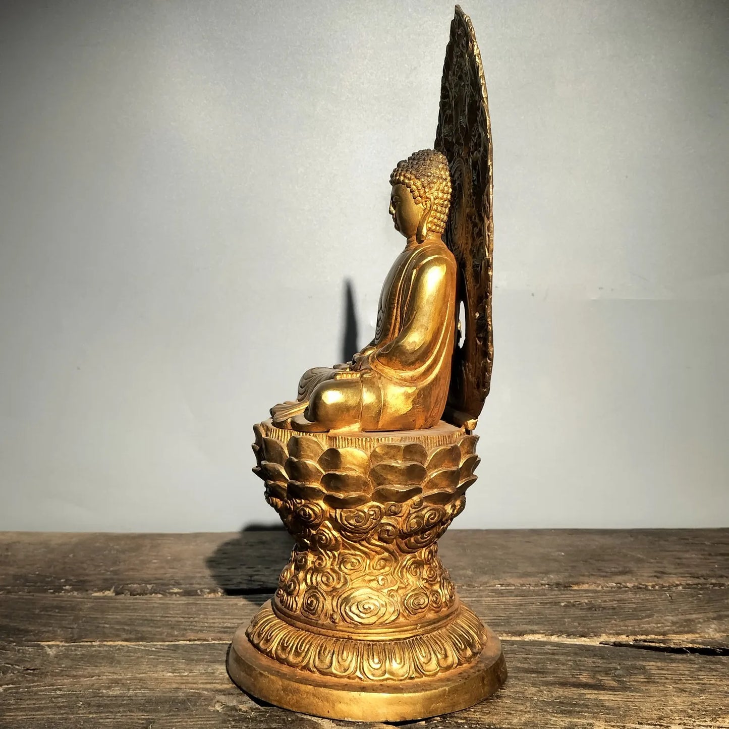 15"Tibetan Temple Collection Old Bronze Gilt Backlight Shakyamuni Buddha Buddha Terrace Worship Hall Town house Exorcism