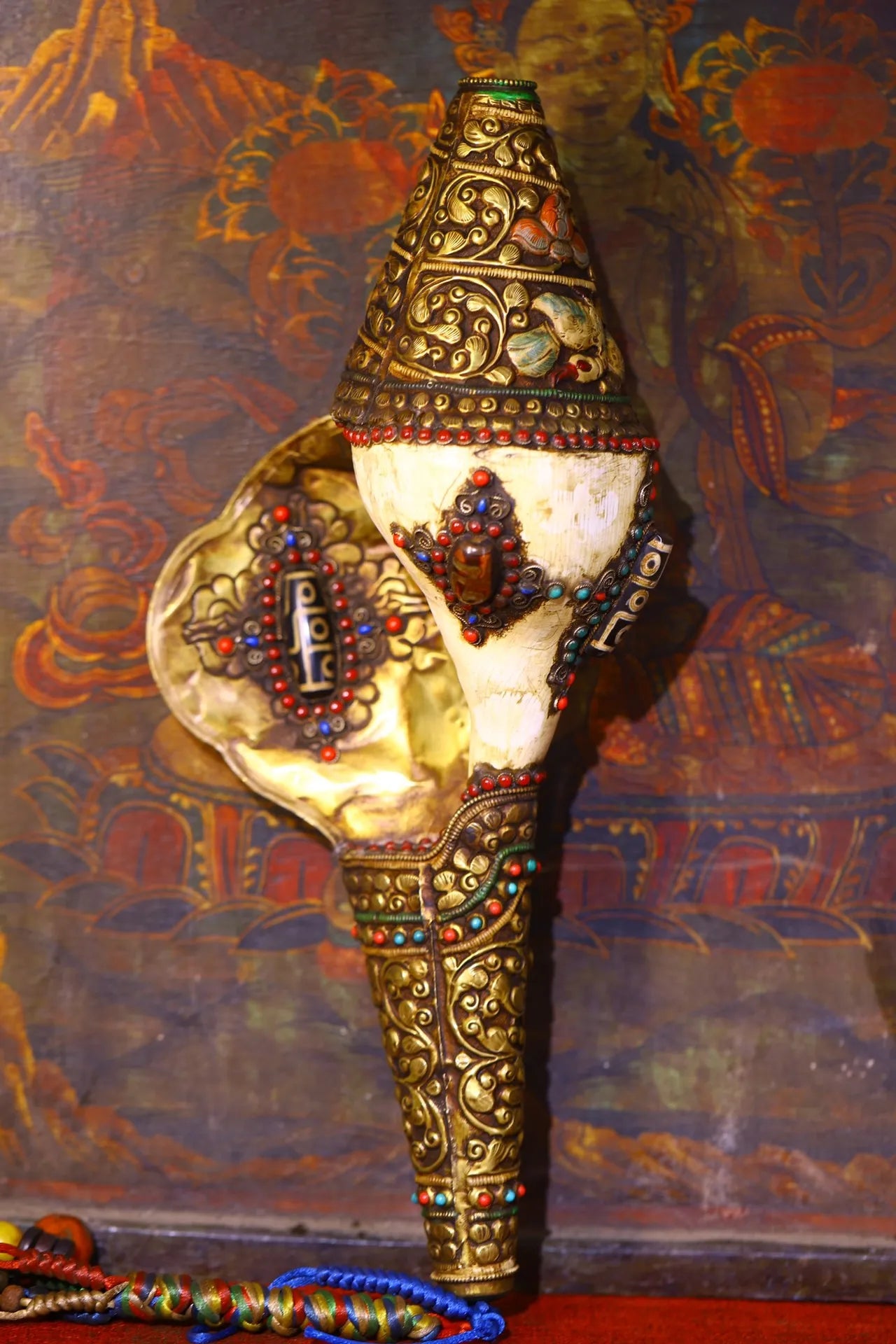 15"Tibetan Temple Collection Old Natural Conch mosaic Gem Shell gZi Beads Buddha Conch Pendant Worship Hall Town house