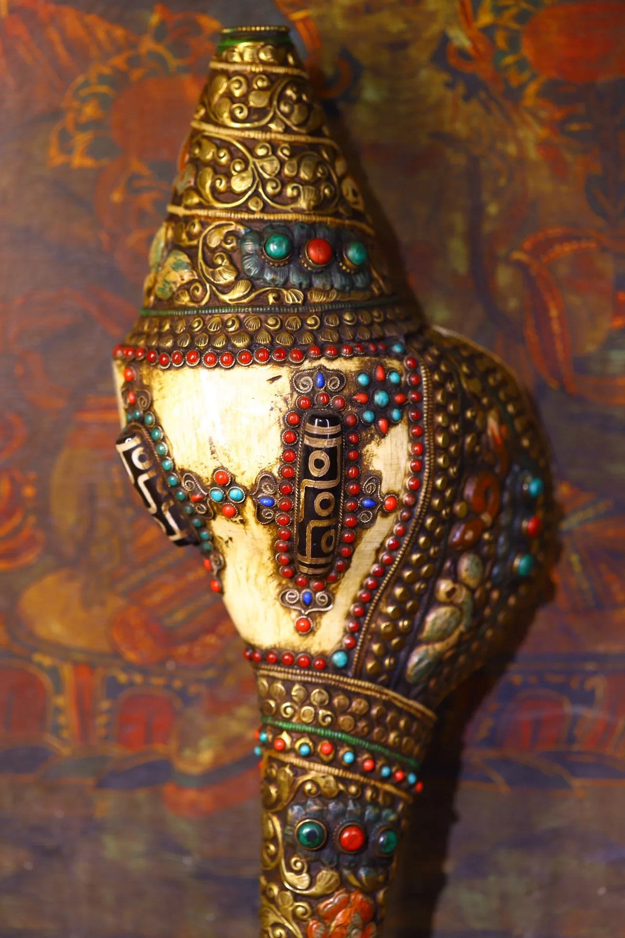 15"Tibetan Temple Collection Old Natural Conch mosaic Gem Shell gZi Beads Buddha Conch Pendant Worship Hall Town house