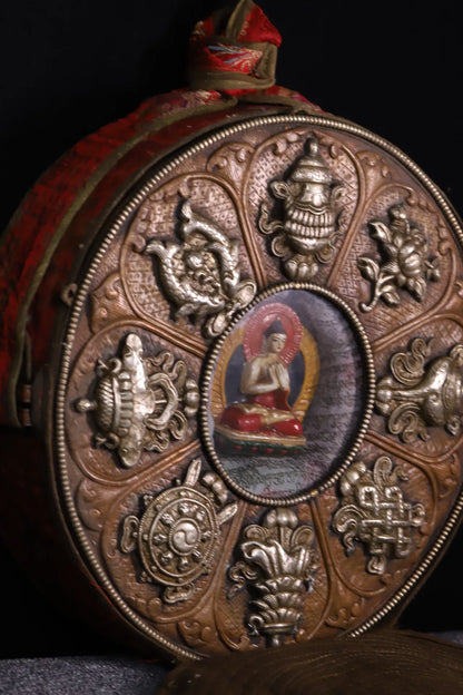 15"Tibetan Temple Collection Old purple Bronze Auspicious Eight Treasures Shakyamuni Gawu Box Wall hanging Town house Exorcism