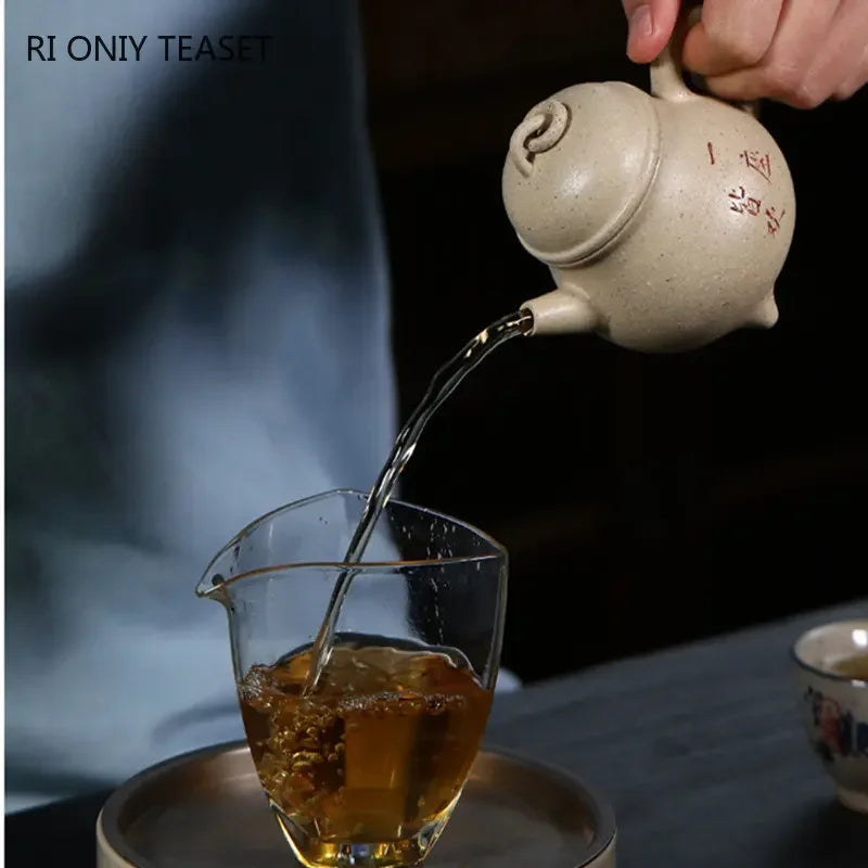 150ml Authentic Yixing Purple Clay Teapots Handmade Triangle Tea Pot Raw Ore White Mud Kettle Chinese Zisha Tea Set Collection