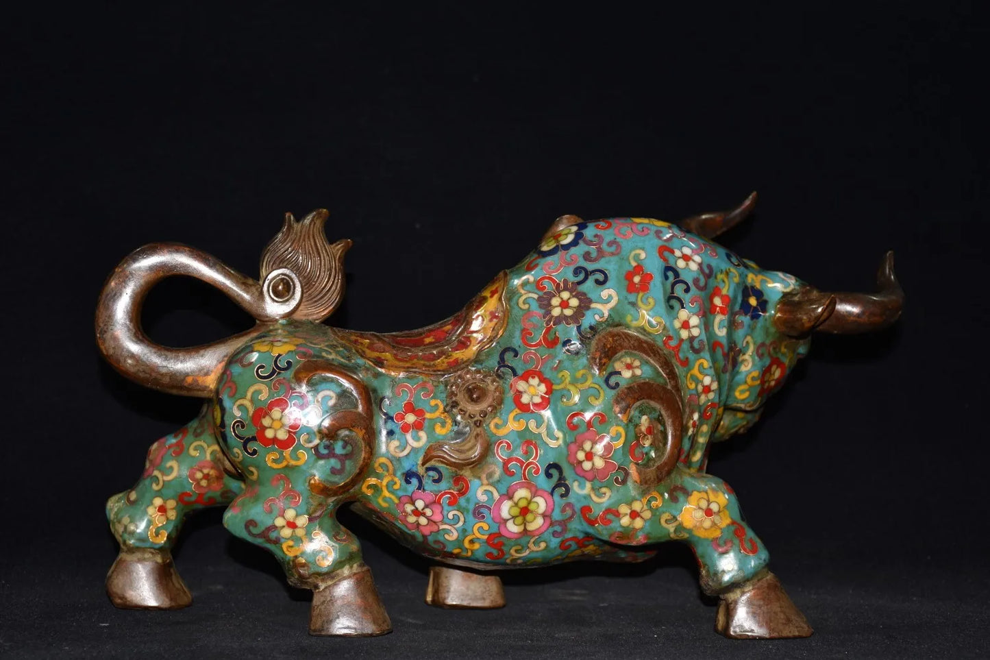16"Tibetan Temple Collection Old Bronze Cloisonne Enamel Zodiac Ox Statue Bullfighting struggle cow Gather fortune Ornament