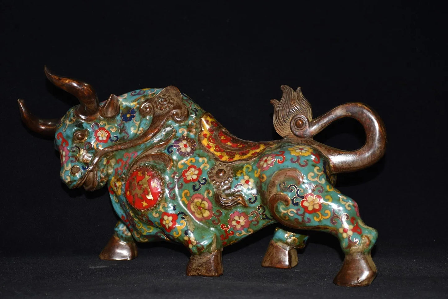 16"Tibetan Temple Collection Old Bronze Cloisonne Enamel Zodiac Ox Statue Bullfighting struggle cow Gather fortune Ornament