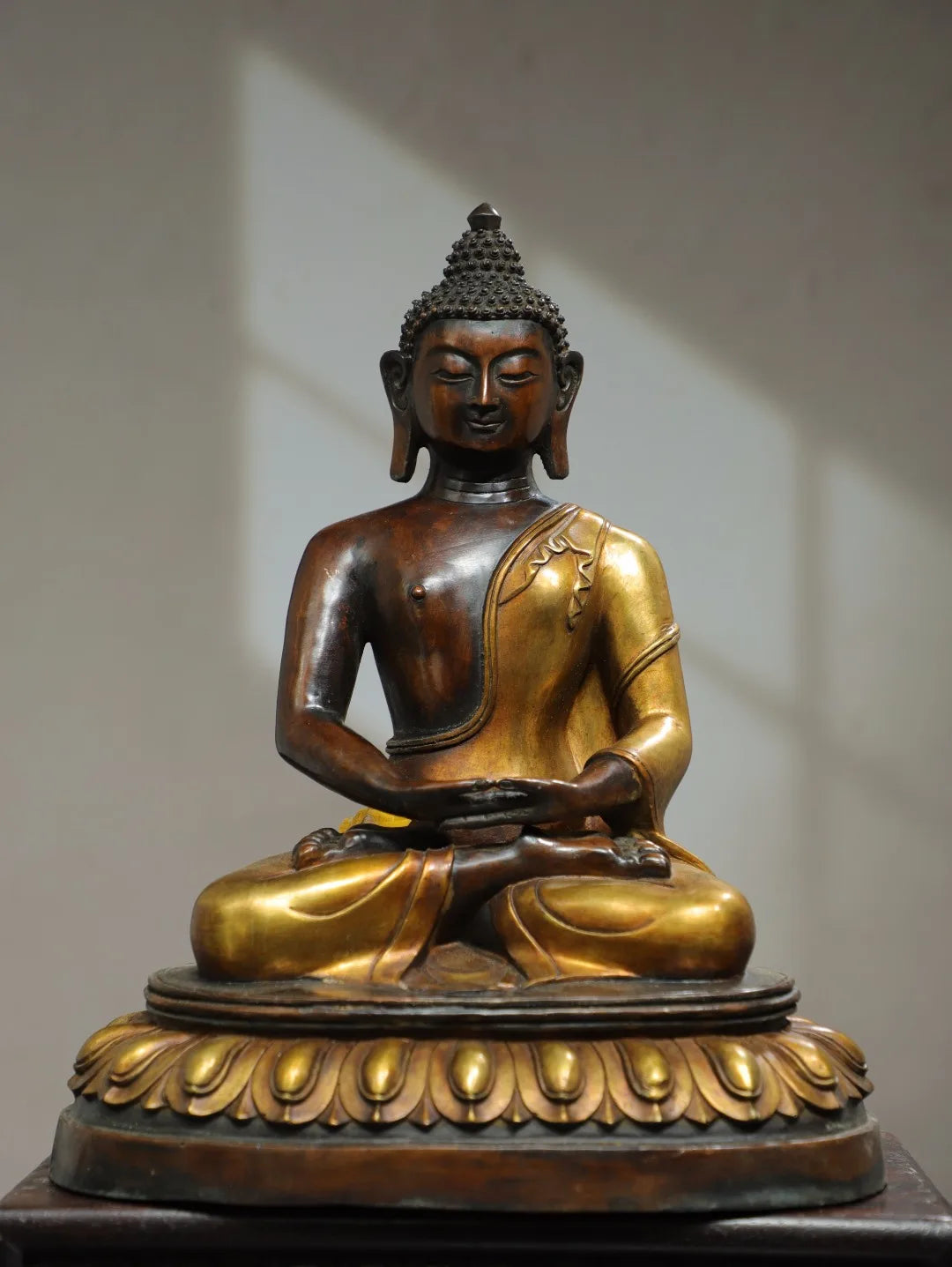 16"Tibetan Temple Collection Old Purple Bronze Gilding Da Ri Tathagata Buddha Amitabha Double Lotus Platform Worship Hall