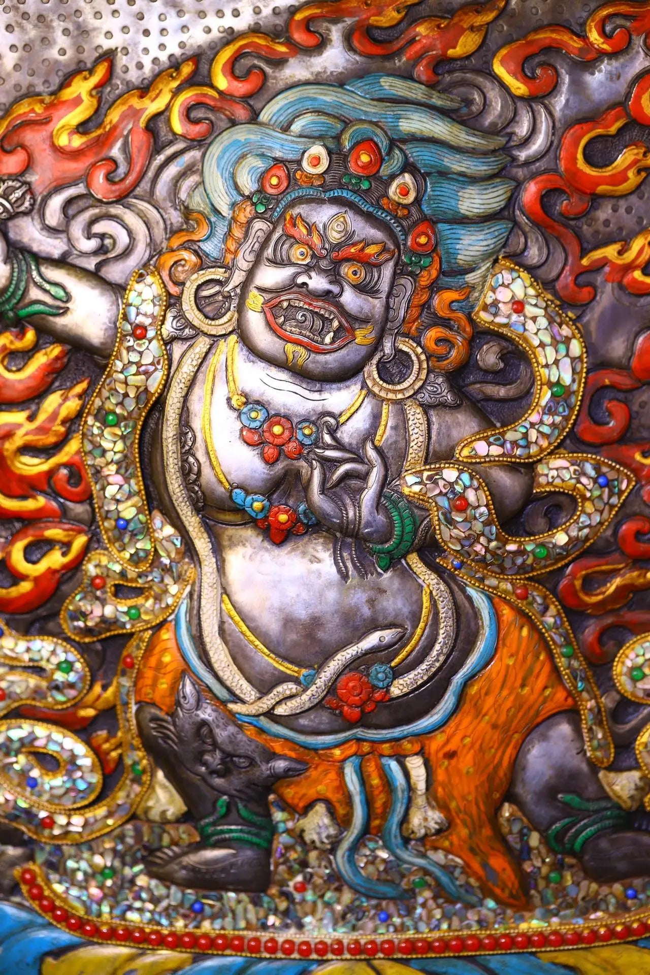 16"Tibetan Temple Collection Old Tiantie Painted Mosaic Gem Shell Eight Treasures Vajrapani Bodhisattva Buddha Thangka Mandala