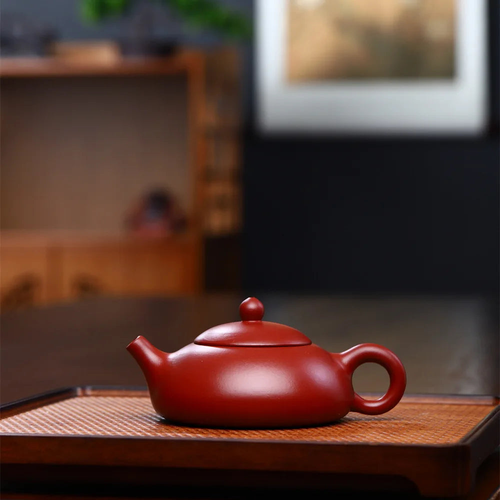 160cc Yixing Purple Clay Mine dahaopao Hand Carved Orchids Tea Pot Creative Teapot Office Water Pot Kung Fu Kettle Teaware Gift