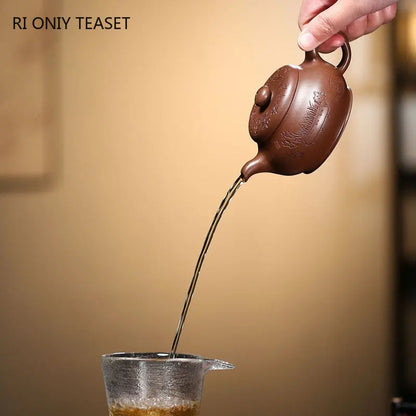 160ml Chinese Yixing Handmade Purple Clay Teapots Famous Artists Traditional Hand-carved Tea Pot Kettle Authentic Zisha Tea Set