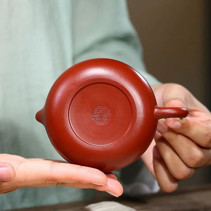160ml Classic Yixing Purple Clay Teapots Raw Ore Dahongpao Flat Xishi Tea Pot Chinese Zisha Filter Kettle Tea Set Accessories