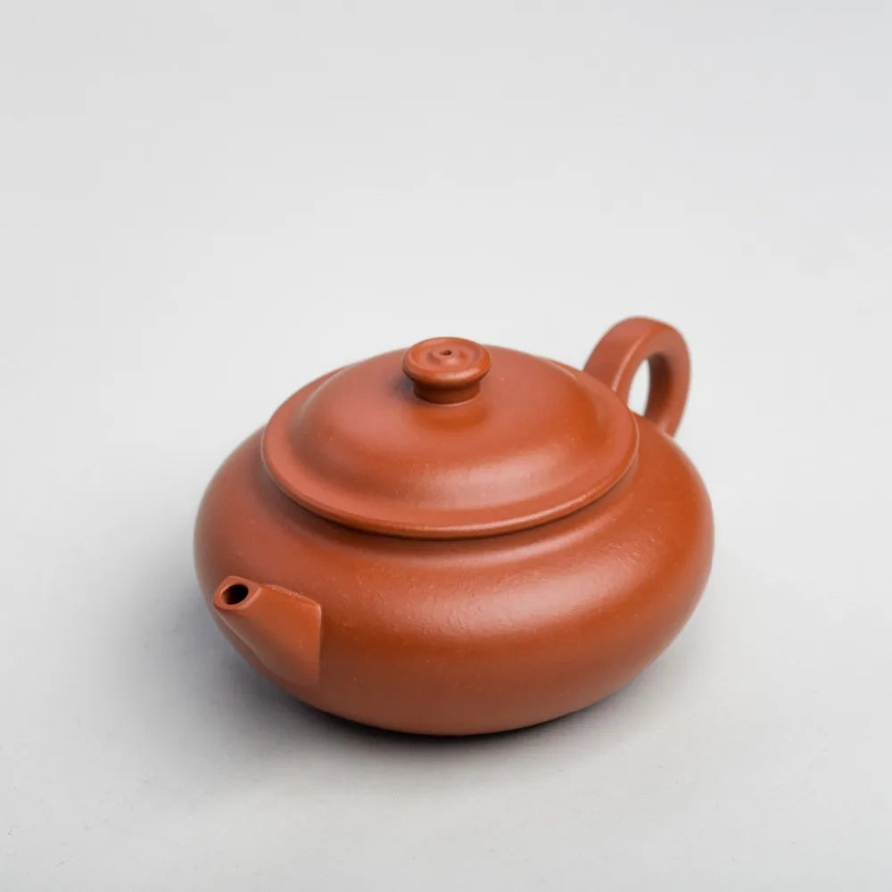 160ml Yixing original mine Zisha tea pot famous master pure manual purple mud tea pot Kung Fu tea kettle tea gift set Genuine