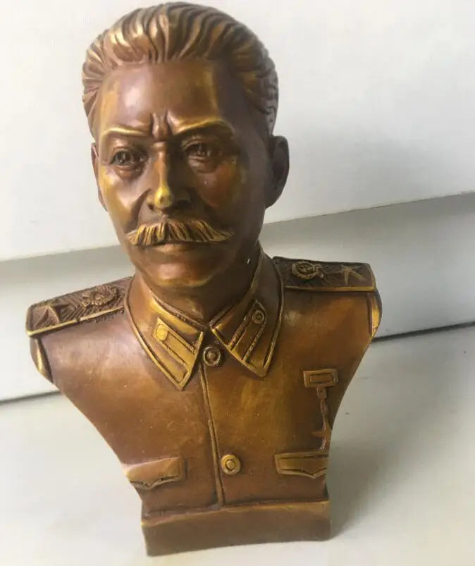17 Bronze statue of the great man of the world Karl Marx, Stalin