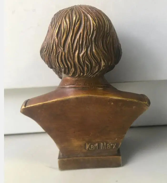 17 Bronze statue of the great man of the world Karl Marx, Stalin