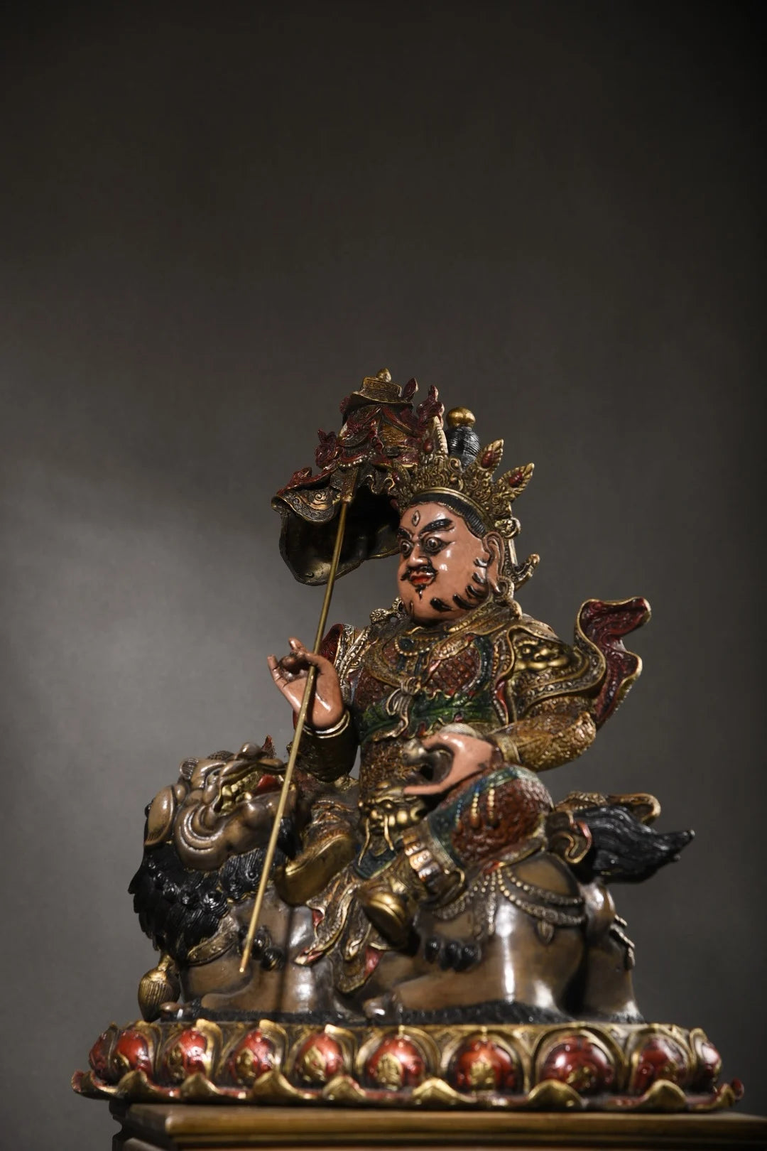 17"Tibet Temple Collection Old Bronze Gilding Painted Vaisravana Buddha Treasure king Lotus Platform Worship Hall Town house