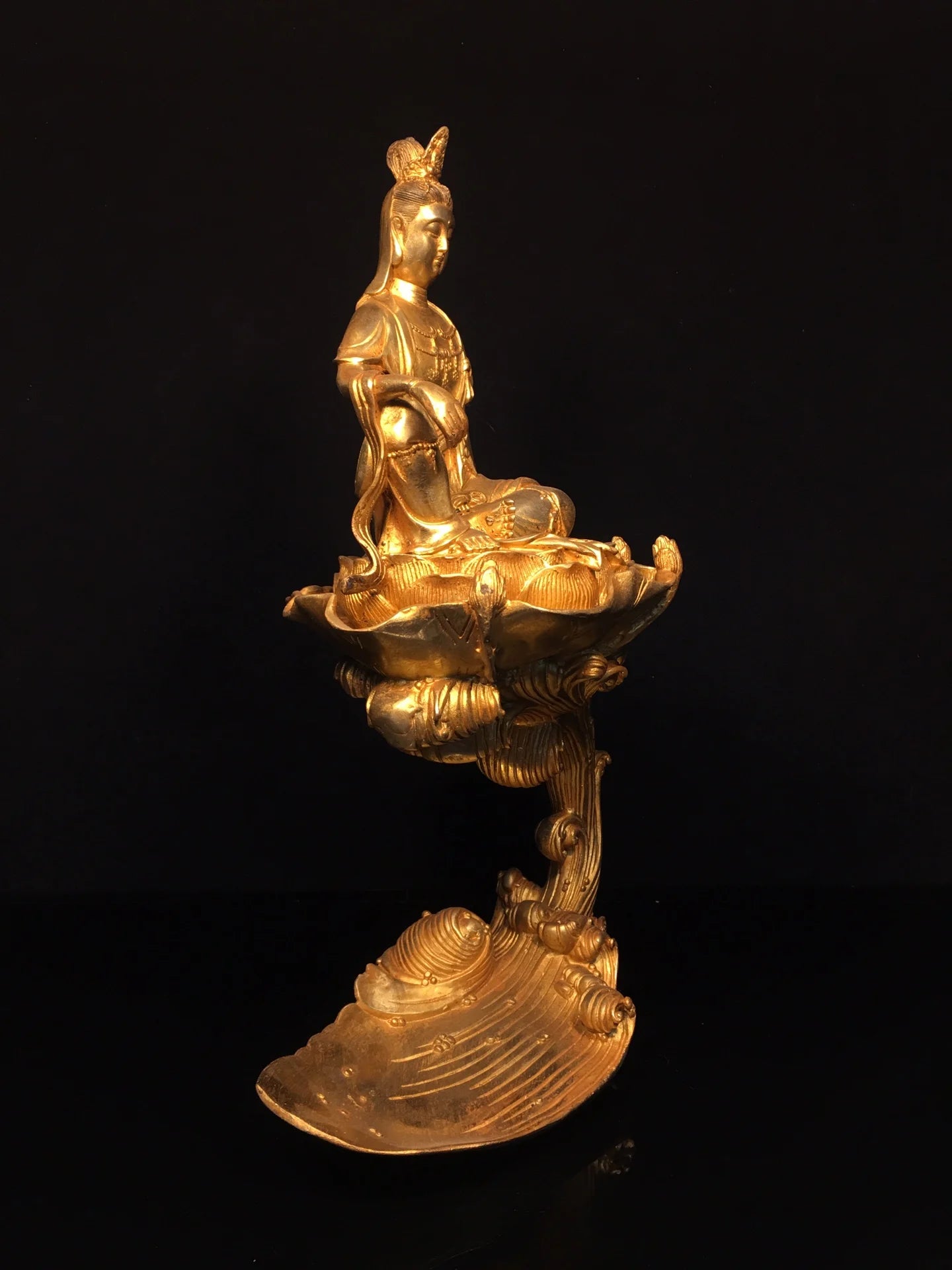 17"Tibetan Temple Collection Old Bronze Gilded Cinnabar Sea Wave Lotus Buddha Platform Guanyin Bodhisattva Sitting Buddha