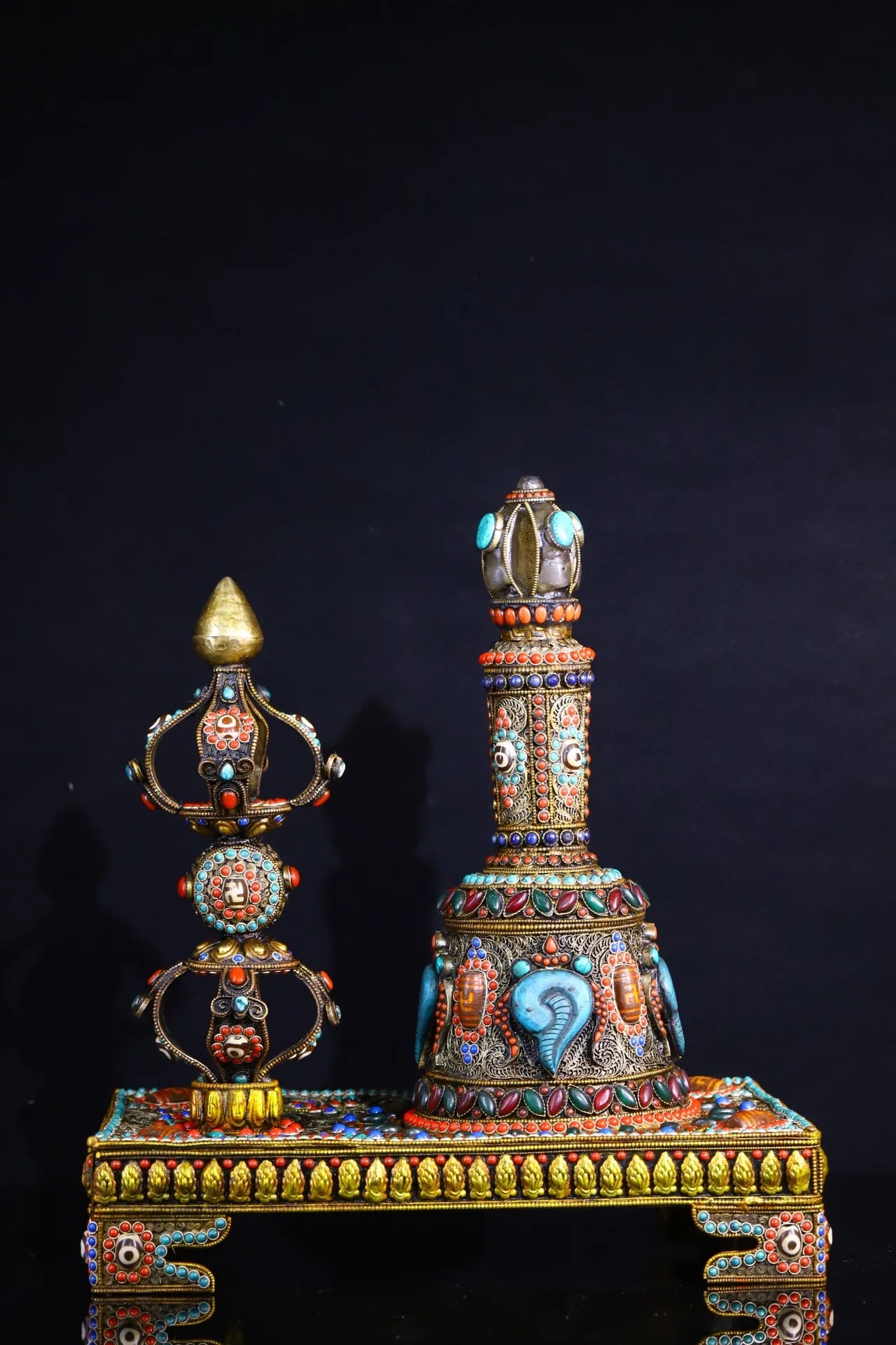 17"Tibetan Temple Collection Old Tibetan silver Gilt mosaic Natural Crystal gem rattle Vajra set ornament Town house Exorcism