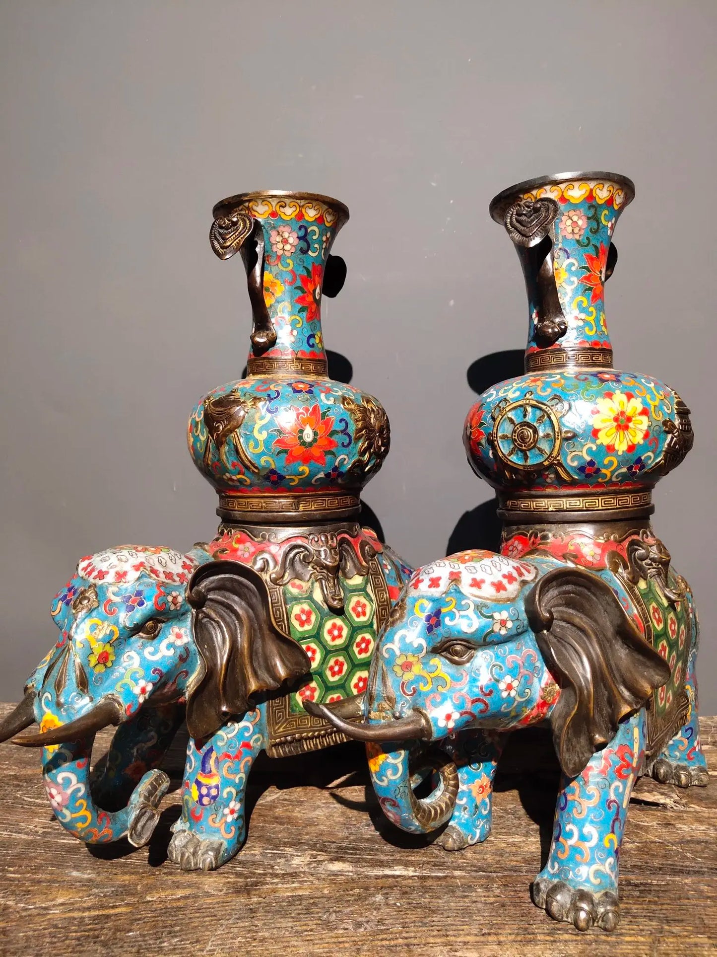 17"Tibetan Temple Collection Purple Bronze Cloisonne elephant statue Taiping Elephant vase a pair Gather fortune Town house