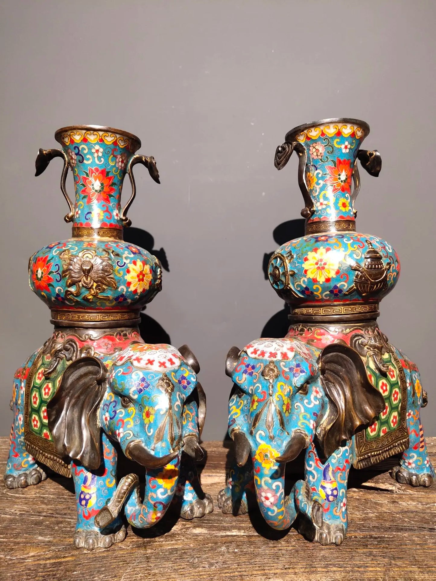 17"Tibetan Temple Collection Purple Bronze Cloisonne elephant statue Taiping Elephant vase a pair Gather fortune Town house