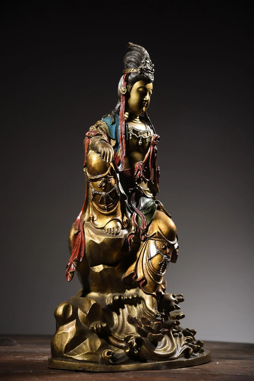 18"Tibetan Temple Collection Old Bronze Painted Avalokitesvara Bodhisattva Buddha Terrace worship buddha Town House Exorcism