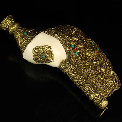 18"Tibetan Temple Collection Old Natural Conch Tibetan silver Gilt Gem beast pattern river snail conch magic weapon Town House