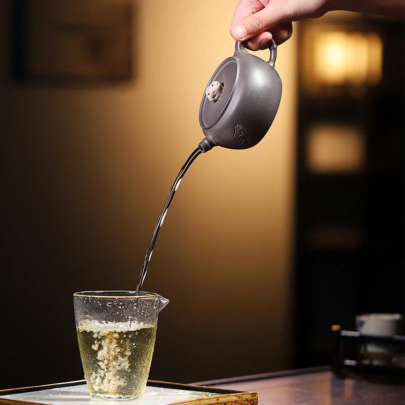180ml Chinese Yixing Famous Artists Purple Clay Teapots Handmade Tea Pot Raw Ore Grey Section Mud Kettle Zisha Tea Set Teaware