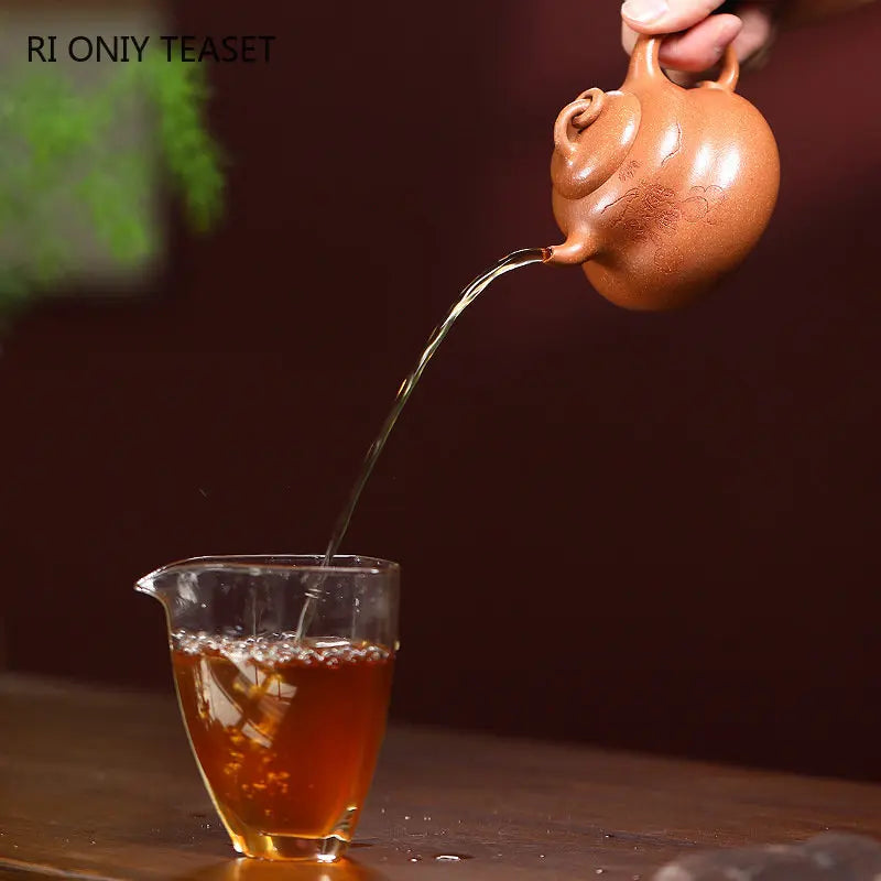 180ml Chinese Yixing Raw Ore Purple Clay Teapots Handmade Gourd Shape Tea Pot Beauty Kettle High-end Zisha Tea Set Collection