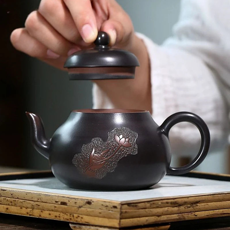 180ml Yixing Raw Ore Purple Clay Teapot Master Hand-painted Beauty Tea Pot Ball Hole Filter Kettle Customized Zisha Tea Set