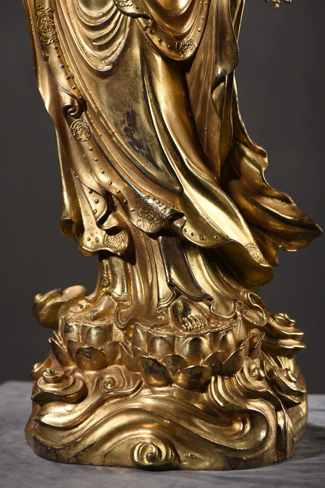 19"Tibet Temple Collection Old Bronze Cinnabar Mud gold Face Painting Lotus Guanyin Bodhisattva Buddha Worship Hall Town house