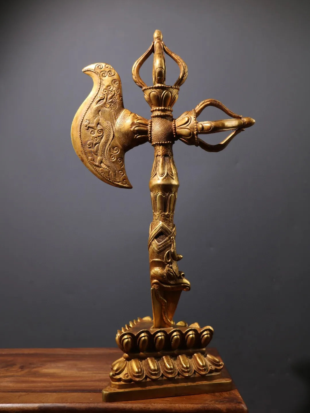 19"Tibet Temple Collection Old Bronze Gilding Dorje Vajra Phurpa Lotus Platform Base Amulet Dharma Worship Hall Town house