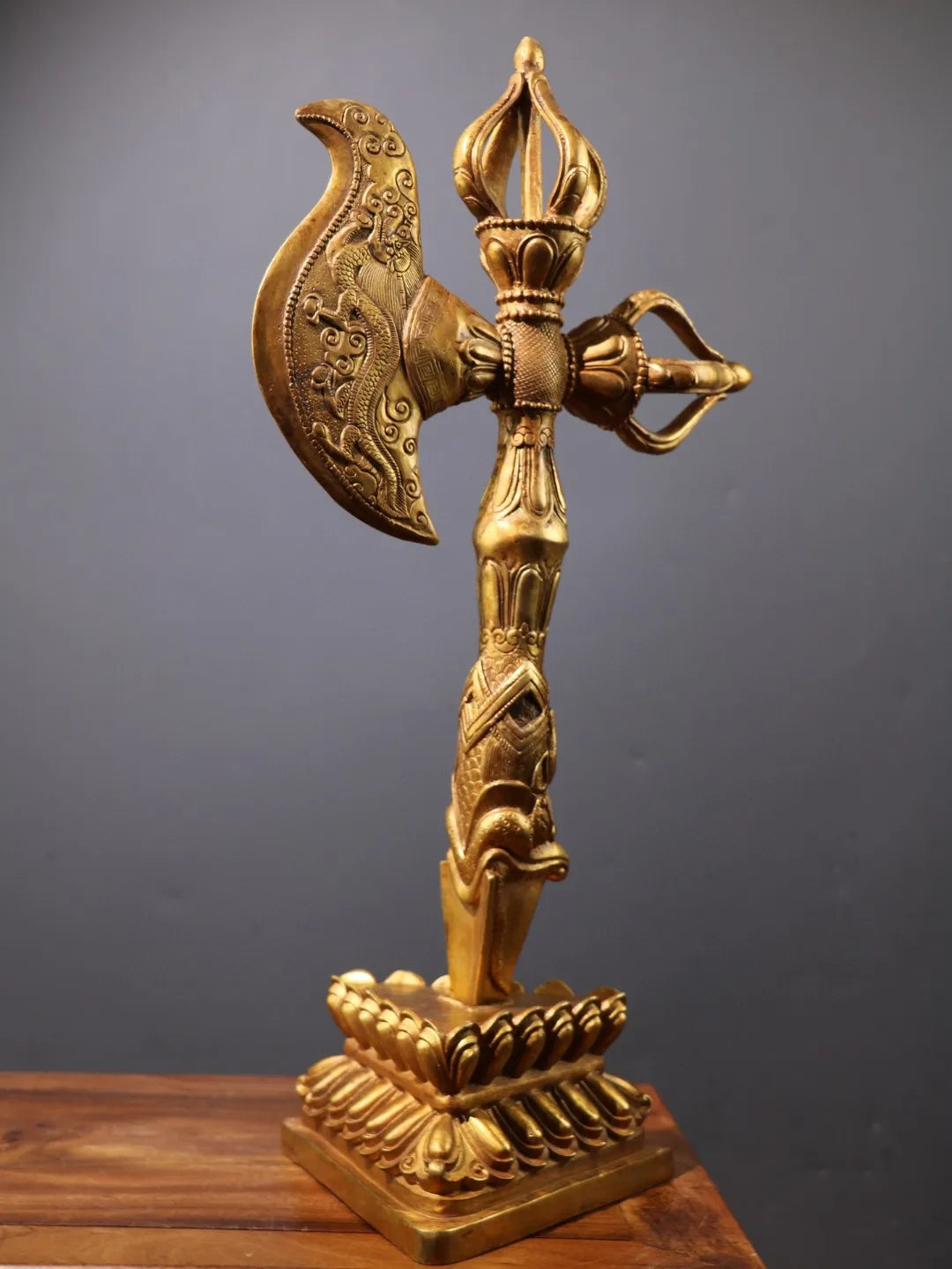 19"Tibet Temple Collection Old Bronze Gilding Dorje Vajra Phurpa Lotus Platform Base Amulet Dharma Worship Hall Town house