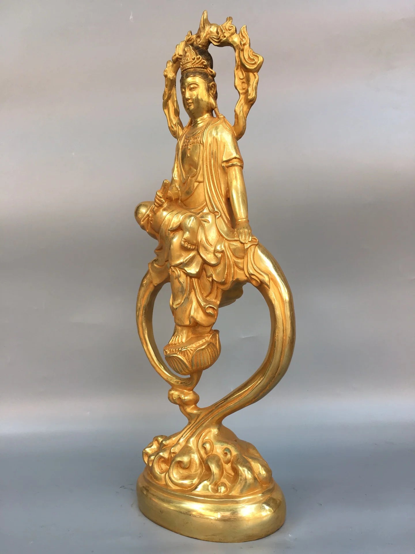 19"Tibetan Temple Collection Old Bronze Gilded Flame Backlight Shuiyue Guanyin Bodhisattva Buddha Worship Hall Town house