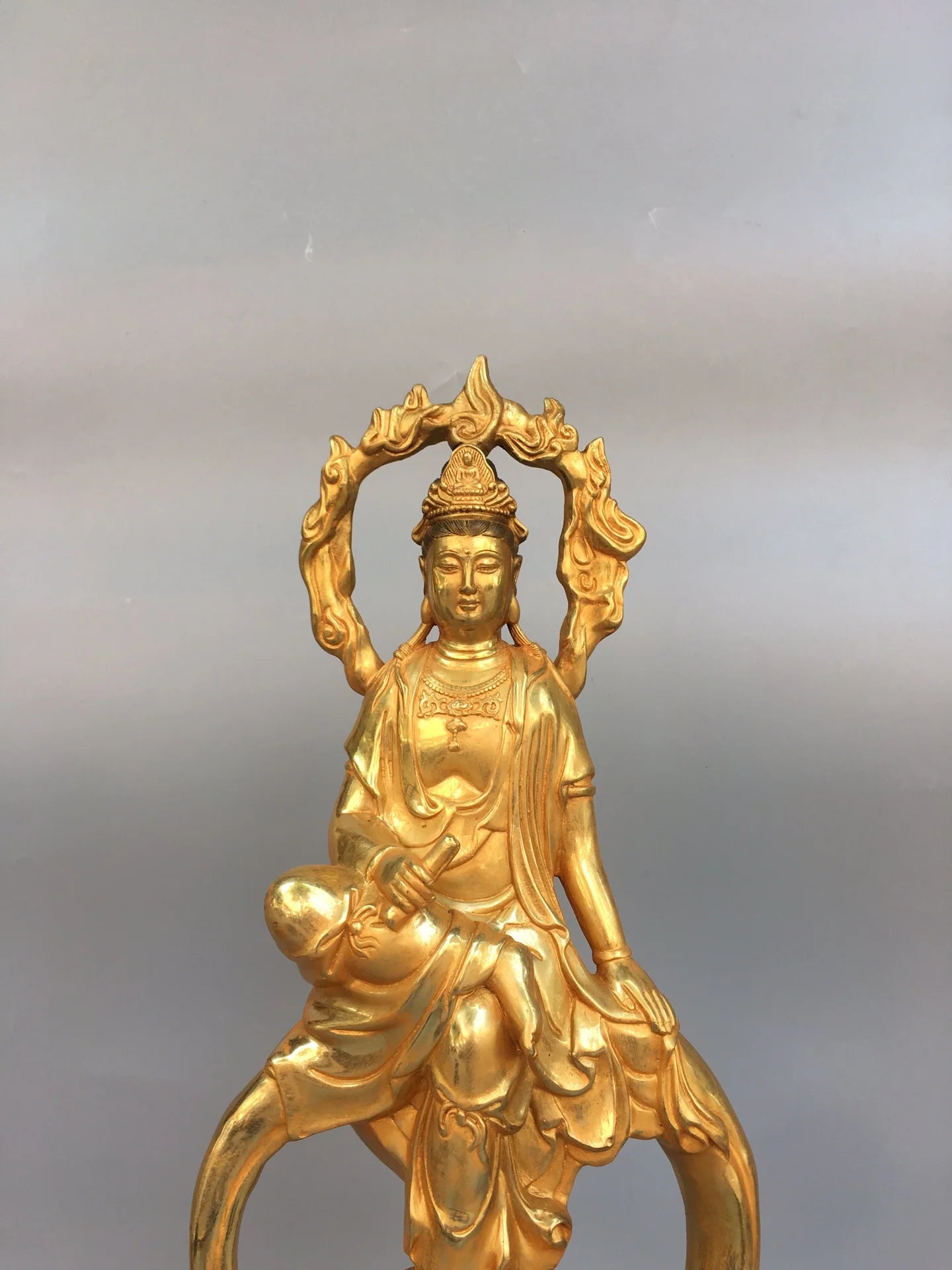 19"Tibetan Temple Collection Old Bronze Gilded Flame Backlight Shuiyue Guanyin Bodhisattva Buddha Worship Hall Town house