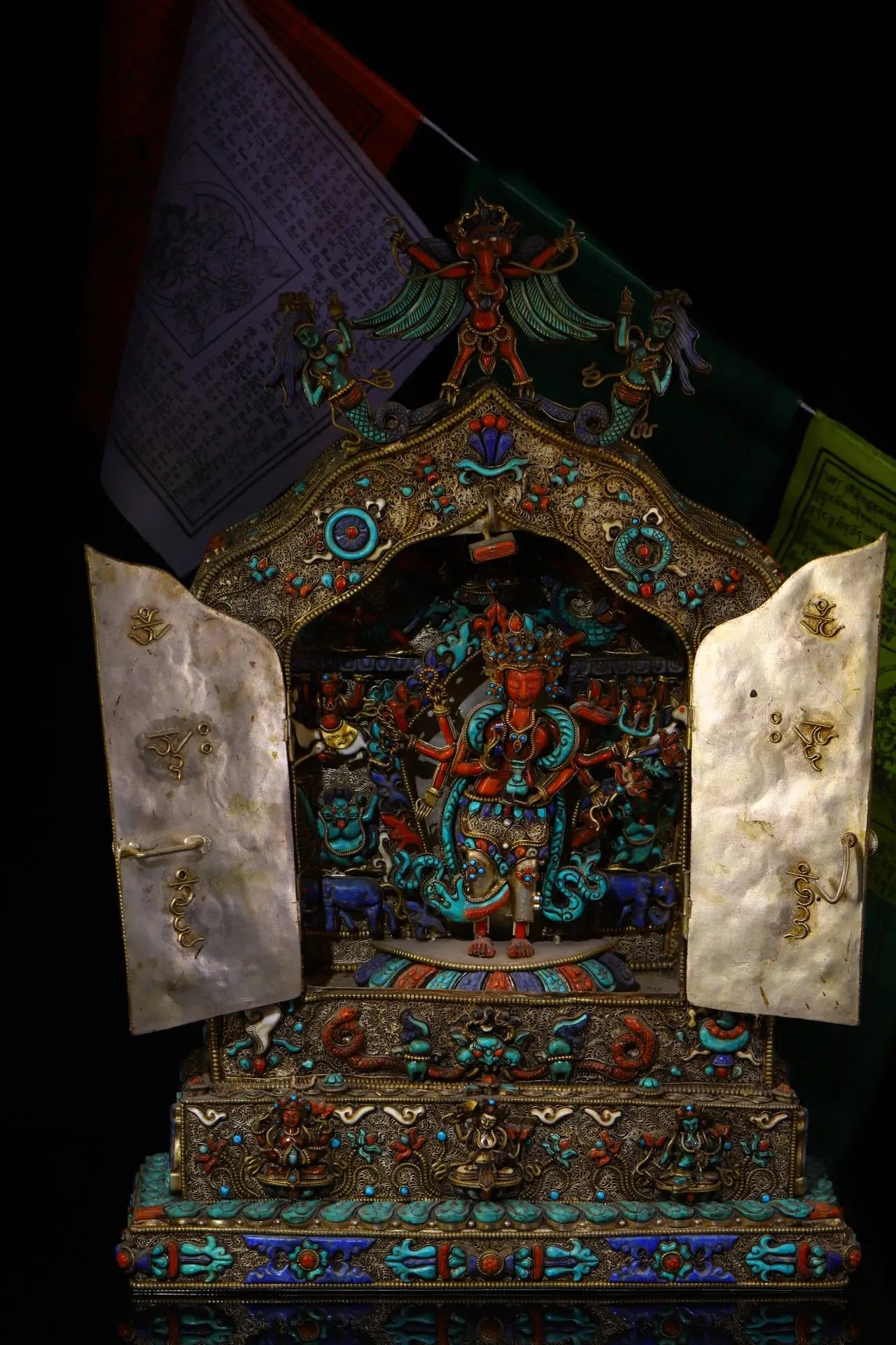 19"Tibetan Temple Collection Old Tibetan silver Gilt Mosaic Gem Dragon pattern Eight-arm Guanyin Buddhist Niche Worship Hall