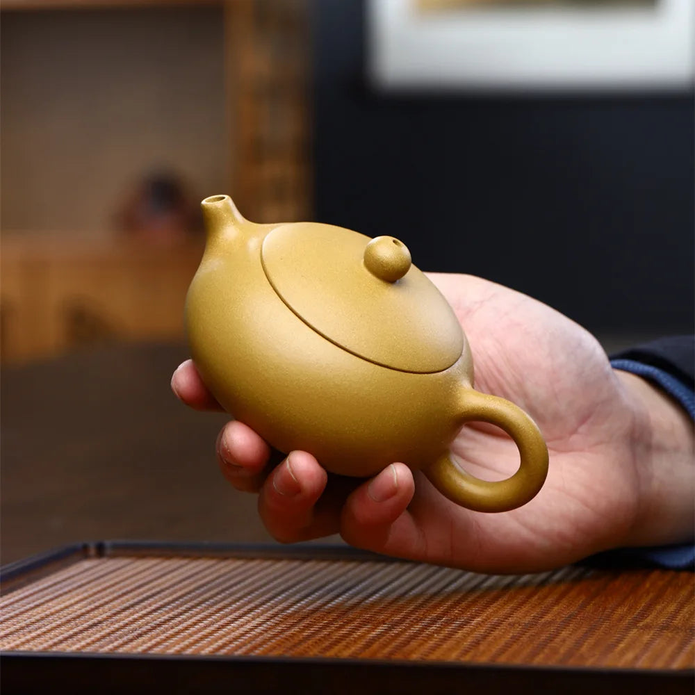 190cc Chinese Yixing High-end Purple Clay Teapot Famous Artists Handmade Tea Pot Raw Ore Section Mud Beauty Kettle Zisha xishi