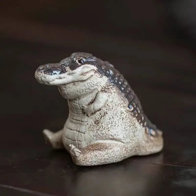 1PCS Raw Ore Purple Sand Tea Ornaments Crocodile Decoration Handmade Supportable Tea Ceremony Utensils Tea Table Tea Set Tea Pet