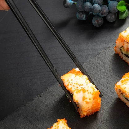 1Pairs Non Slip Reusable Sushi Sticks Black Plastic Safe Bamboo Shape Food Grade Chopsticks for Home Restaurant