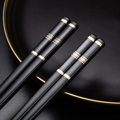 1Pairs Reusable Japanese Chinese Chopsticks Food Sushi Sticks Reusable Chopsticks Set Metal Alloy Tableware Family Chopstick