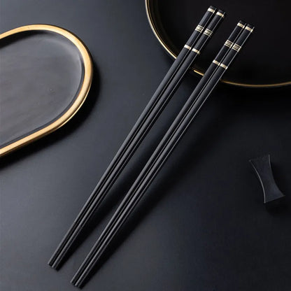 1Pairs Reusable Japanese Chinese Chopsticks Food Sushi Sticks Reusable Chopsticks Set Metal Alloy Tableware Family Chopstick