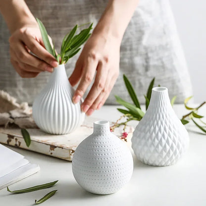 1pc White Ceramic Flower Vase Geometric Matt Vase Drop-shape Plants Hydroponic Container Home Garden Decoration