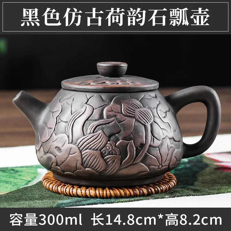 1pc Yixing Tea Pot Purple Clay Teapots Beauty Kettle Black Mud Hand Hand Carved Lotus Illustration Pot Home Handmade Tea Set