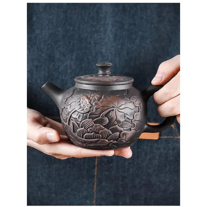 1pc Yixing Tea Pot Purple Clay Teapots Beauty Kettle Black Mud Hand Hand Carved Lotus Illustration Pot Home Handmade Tea Set