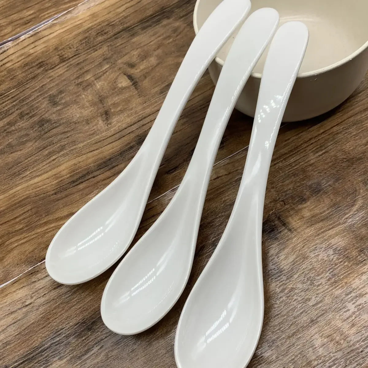 2 pcs Plastic Soup Spoons, Japanese Rice Spoons, Melamine Sauces Soup Spoon, Porridge Spoon, Ramen Pho Wonton